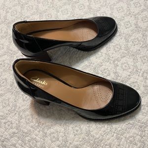 Ladies dress/work shoes size 7M